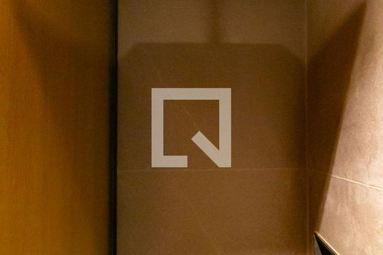 Detalhe do banheiro social de apartamento à venda com 2 quartos, 147m² em Leblon, Rio de Janeiro