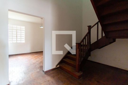Hall da Escada de casa à venda com 2 quartos, 200m² em Tatuapé, São Paulo