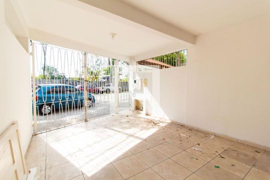 Garagem de casa à venda com 2 quartos, 200m² em Tatuapé, São Paulo