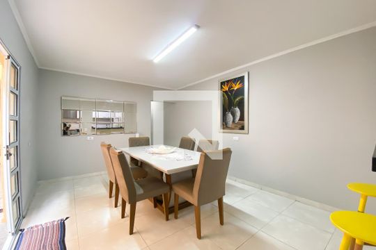 Cozinha de casa à venda com 3 quartos, 220m² em Veloso, Osasco
