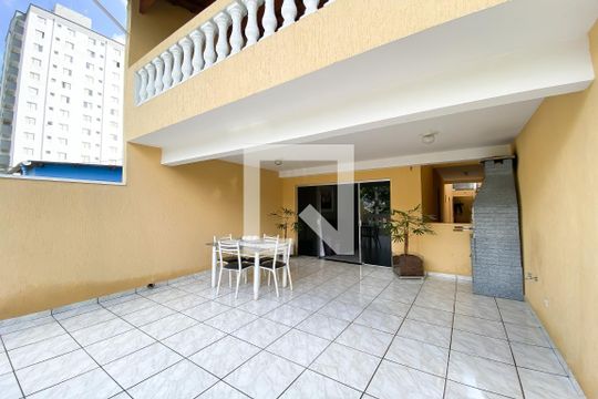 Varanda de casa à venda com 3 quartos, 220m² em Veloso, Osasco