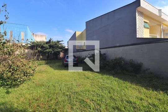 Garagem de casa à venda com 3 quartos, 180m² em Parque das Nações, Santo André