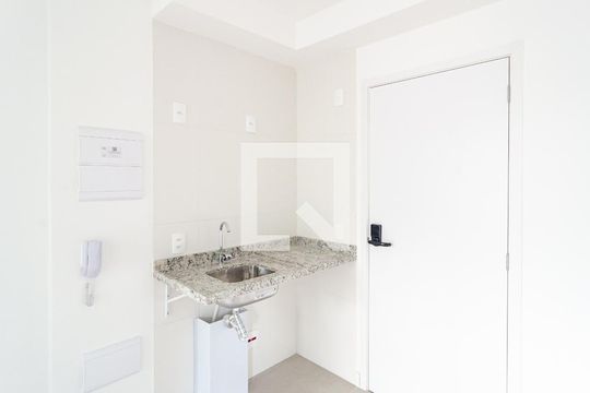Cozinha de kitnet/studio para alugar com 1 quarto, 30m² em Chácara Inglesa, São Paulo