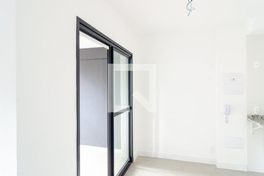 Sala de kitnet/studio para alugar com 1 quarto, 30m² em Chácara Inglesa, São Paulo