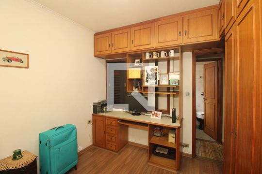 Quarto de casa à venda com 3 quartos, 126m² em Vila São José, São Paulo