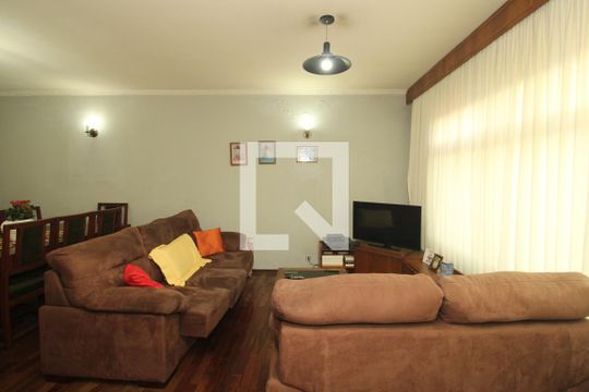 Sala de casa à venda com 3 quartos, 126m² em Vila São José, São Paulo