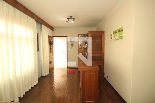 Sala de casa à venda com 3 quartos, 126m² em Vila São José, São Paulo