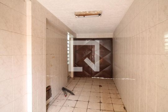 Garagem 1 de casa à venda com 4 quartos, 130m² em Jardim Ponte Rasa, São Paulo