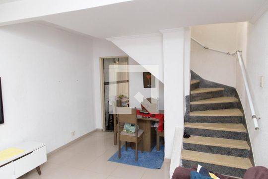 Sala de casa à venda com 3 quartos, 100m² em Centro, Diadema