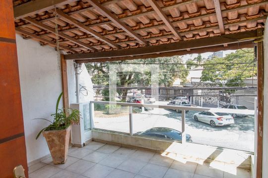 Varanda do Quarto 1 de casa à venda com 3 quartos, 100m² em Centro, Diadema
