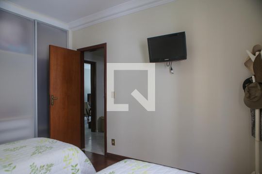 Quarto de apartamento para alugar com 2 quartos, 118m² em Boqueirão, Santos