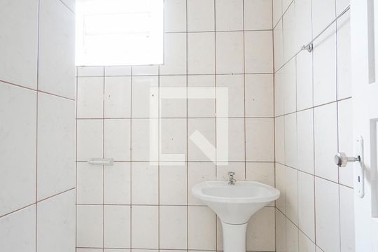 Banheiro social de casa de condomínio para alugar com 1 quarto, 65m² em Tatuapé, São Paulo