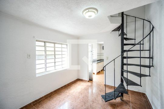Casa de Condomínio para alugar com 2 quartos, 100m² em Vila Carrão, São Paulo