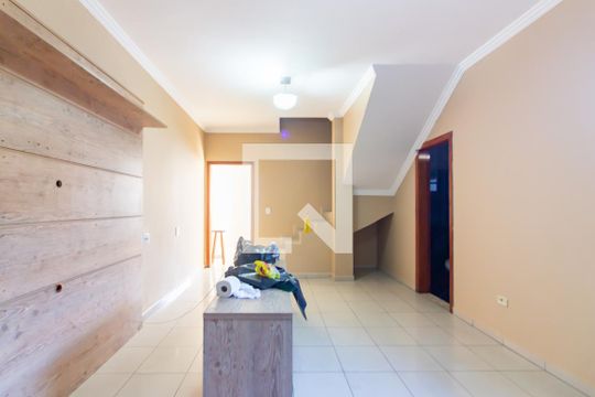 Sala de casa à venda com 3 quartos, 250m² em Padroeira, Osasco