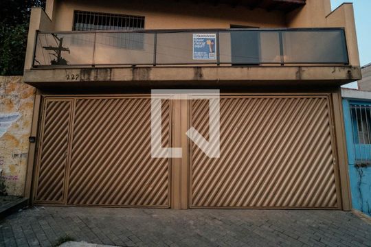 Fachada de casa para alugar com 4 quartos, 270m² em Jardim Nordeste, São Paulo