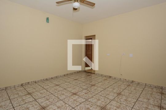Sala de casa à venda com 3 quartos, 130m² em Jardim do Lago, Campinas