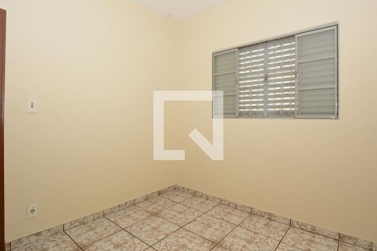 Quarto 1 de casa à venda com 3 quartos, 130m² em Jardim do Lago, Campinas