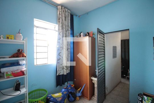Casa 1 | Quarto 1 de casa à venda com 4 quartos, 560m² em Novo Glória, Belo Horizonte