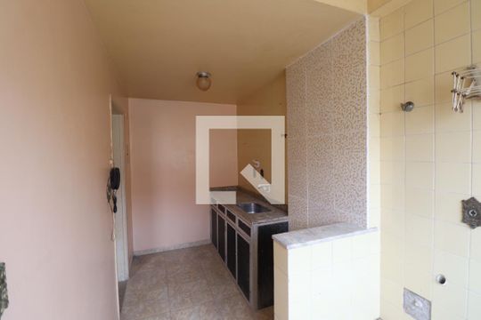 Cozinha e Área de Serviço de apartamento para alugar com 2 quartos, 100m² em Colubandê, São Gonçalo