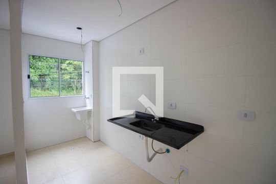 Detalhe cozinha de apartamento para alugar com 2 quartos, 42m² em Jardim Helian, São Paulo