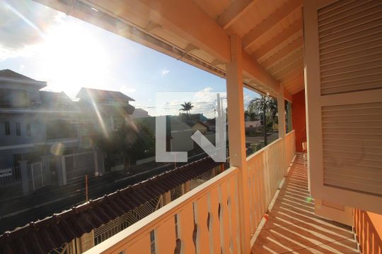Varanda de casa para alugar com 3 quartos, 192m² em Harmonia, Canoas