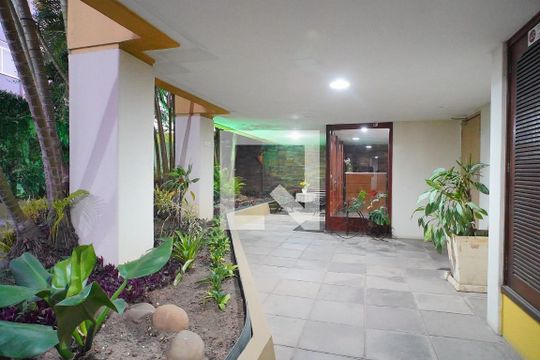 Fachada de apartamento à venda com 1 quarto, 45m² em Rio Branco, Porto Alegre