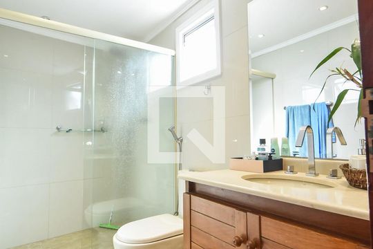 Banheiro de apartamento à venda com 1 quarto, 52m² em Vila Congonhas, São Paulo