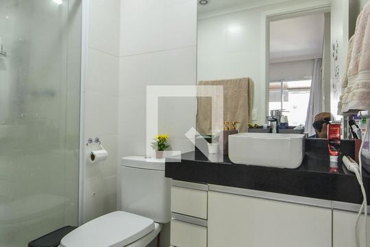 Banheiro  de apartamento à venda com 1 quarto, 50m² em Vila Gertrudes, São Paulo