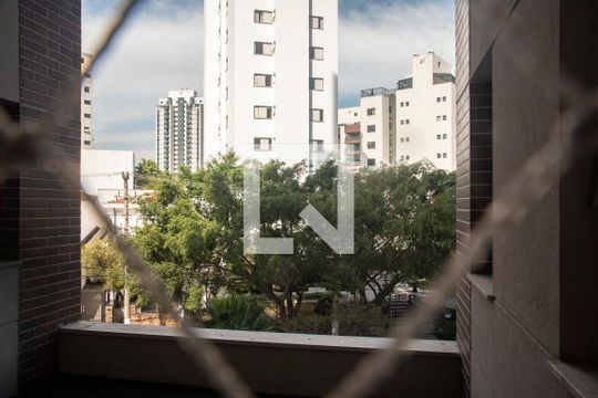 Vista da Suíte 2 de apartamento para alugar com 3 quartos, 138m² em Mirandópolis, São Paulo