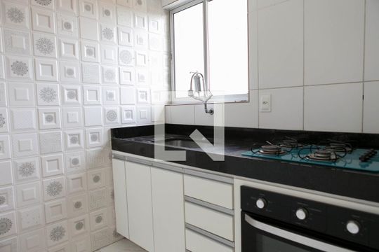 Cozinha de apartamento à venda com 3 quartos, 90m² em Castelo, Belo Horizonte