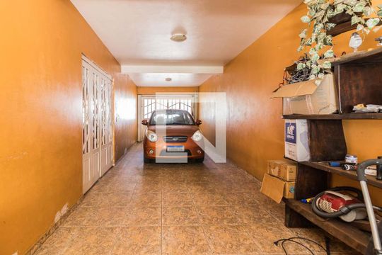 Garagem de casa à venda com 4 quartos, 230m² em Jardim Dona Leopoldina, Porto Alegre