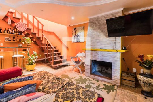 Casa à venda com 4 quartos, 230m² em Jardim Dona Leopoldina, Porto Alegre