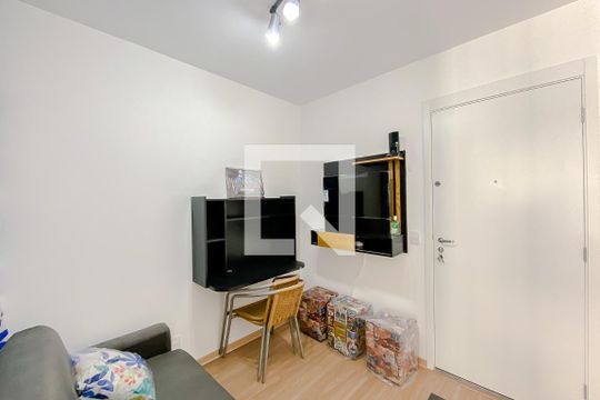 Sala de kitnet/studio para alugar com 1 quarto, 26m² em Brás, São Paulo