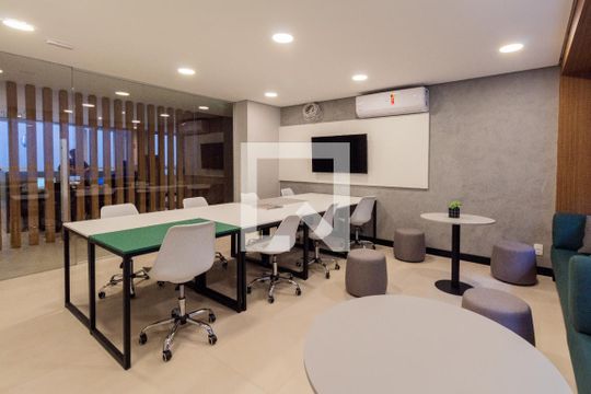 Coworking de apartamento para alugar com 1 quarto, 31m² em Pinheiros, São Paulo