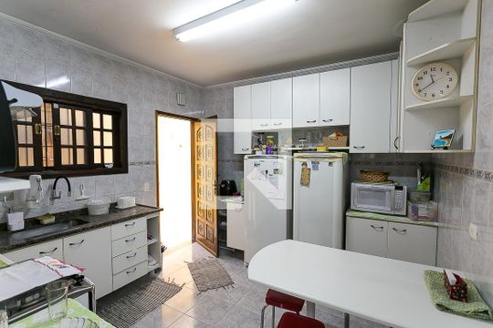 Cozinha de casa à venda com 3 quartos, 130m² em Jardim Monte Kemel, São Paulo