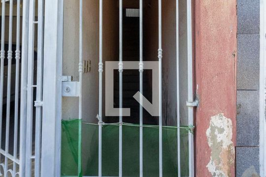 Fachada de casa para alugar com 1 quarto, 70m² em Lajeado, São Paulo