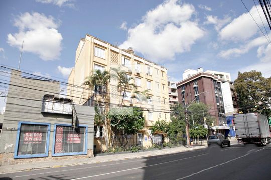 Fachada de apartamento para alugar com 1 quarto, 32m² em Moinhos de Vento, Porto Alegre