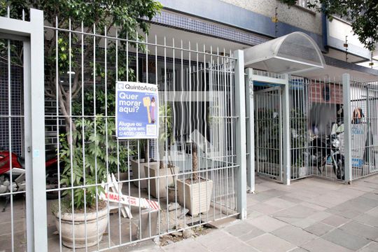 Plaquinha de kitnet/studio para alugar com 1 quarto, 24m² em Cidade Baixa, Porto Alegre