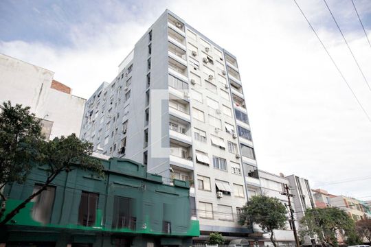 Fachada de kitnet/studio para alugar com 1 quarto, 24m² em Cidade Baixa, Porto Alegre