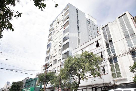 Fachada de kitnet/studio para alugar com 1 quarto, 24m² em Cidade Baixa, Porto Alegre