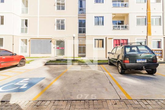 Garagem de apartamento para alugar com 2 quartos, 46m² em Rubem Berta, Porto Alegre