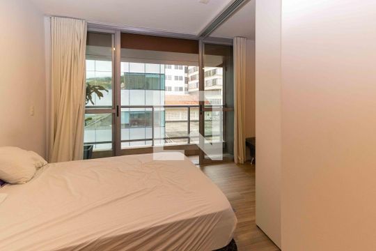 Suite quarto de kitnet/studio para alugar com 1 quarto, 36m² em Centro, Rio de Janeiro