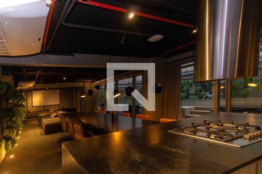 Área externa sala de jogos de kitnet/studio para alugar com 1 quarto, 36m² em Centro, Rio de Janeiro
