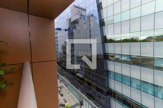 Vista Suíte de kitnet/studio para alugar com 1 quarto, 36m² em Centro, Rio de Janeiro