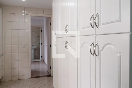 Área de Serviço de apartamento à venda com 4 quartos, 243m² em Campo Belo, São Paulo