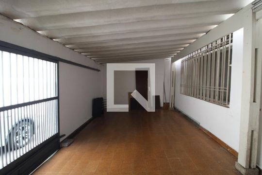 Garagem de casa à venda com 3 quartos, 140m² em Vila Campo Grande, São Paulo
