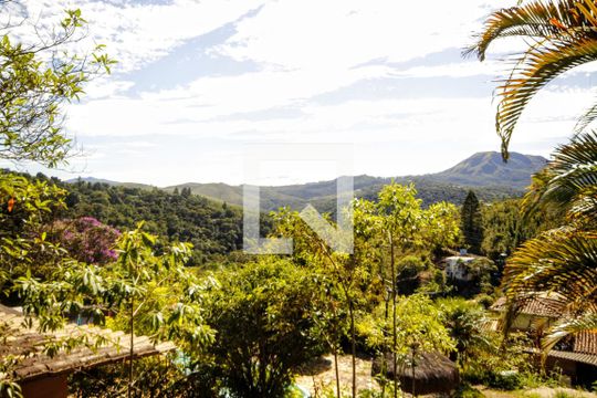 Vista de casa à venda com 18 quartos, 5000m² em São Sebastiao das Águas Claras, Nova Lima