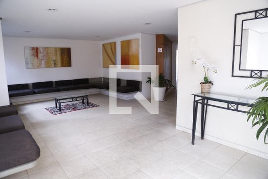 Hall de entrada de apartamento à venda com 2 quartos, 54m² em Vila Primavera, São Paulo