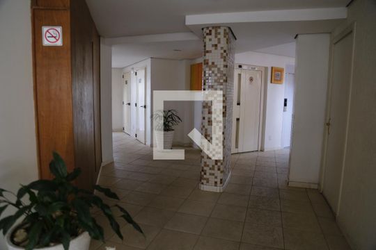 Elevadores de apartamento à venda com 2 quartos, 54m² em Vila Primavera, São Paulo
