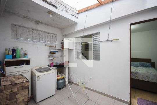 Área de Serviço de casa para alugar com 1 quarto, 100m² em Jardim Monte Alegre, Taboão da Serra